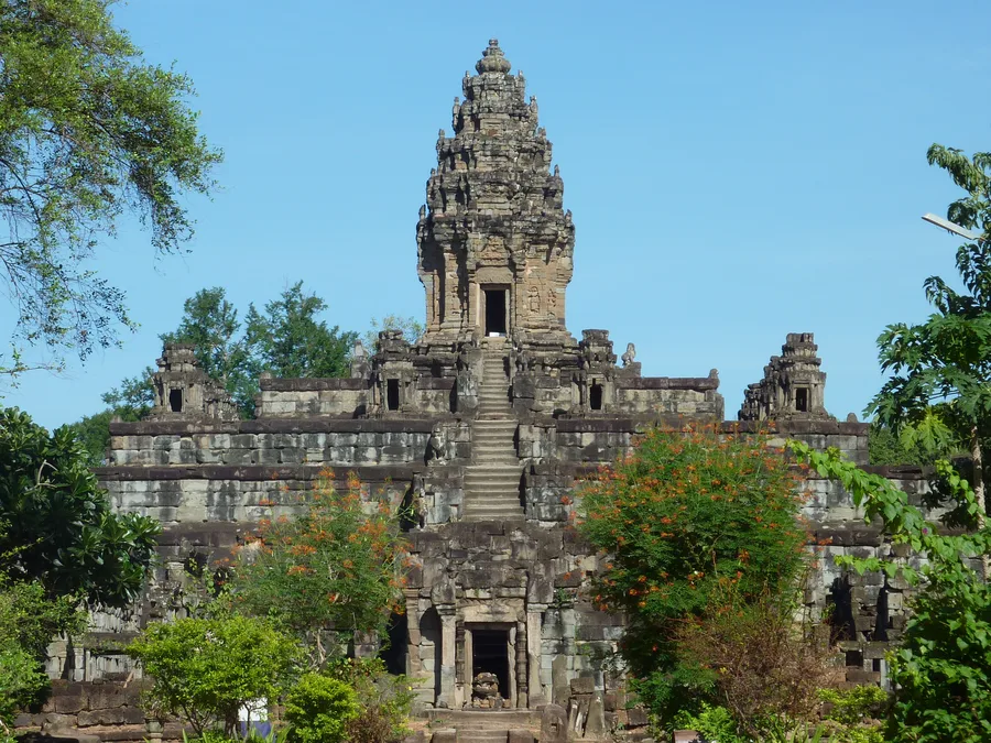 Bakong temple, Angkor